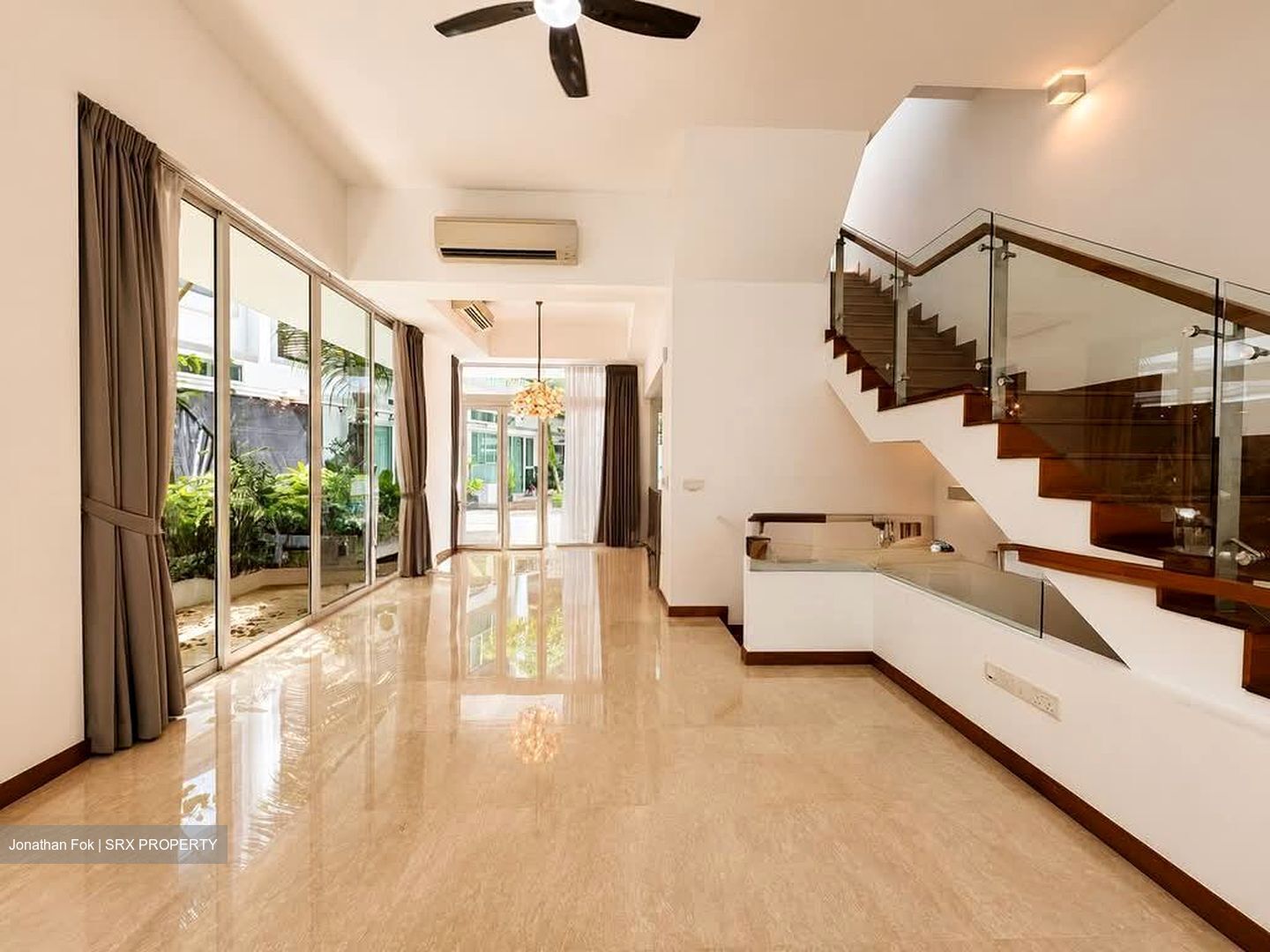 Cabana (D28), Terrace #588243471